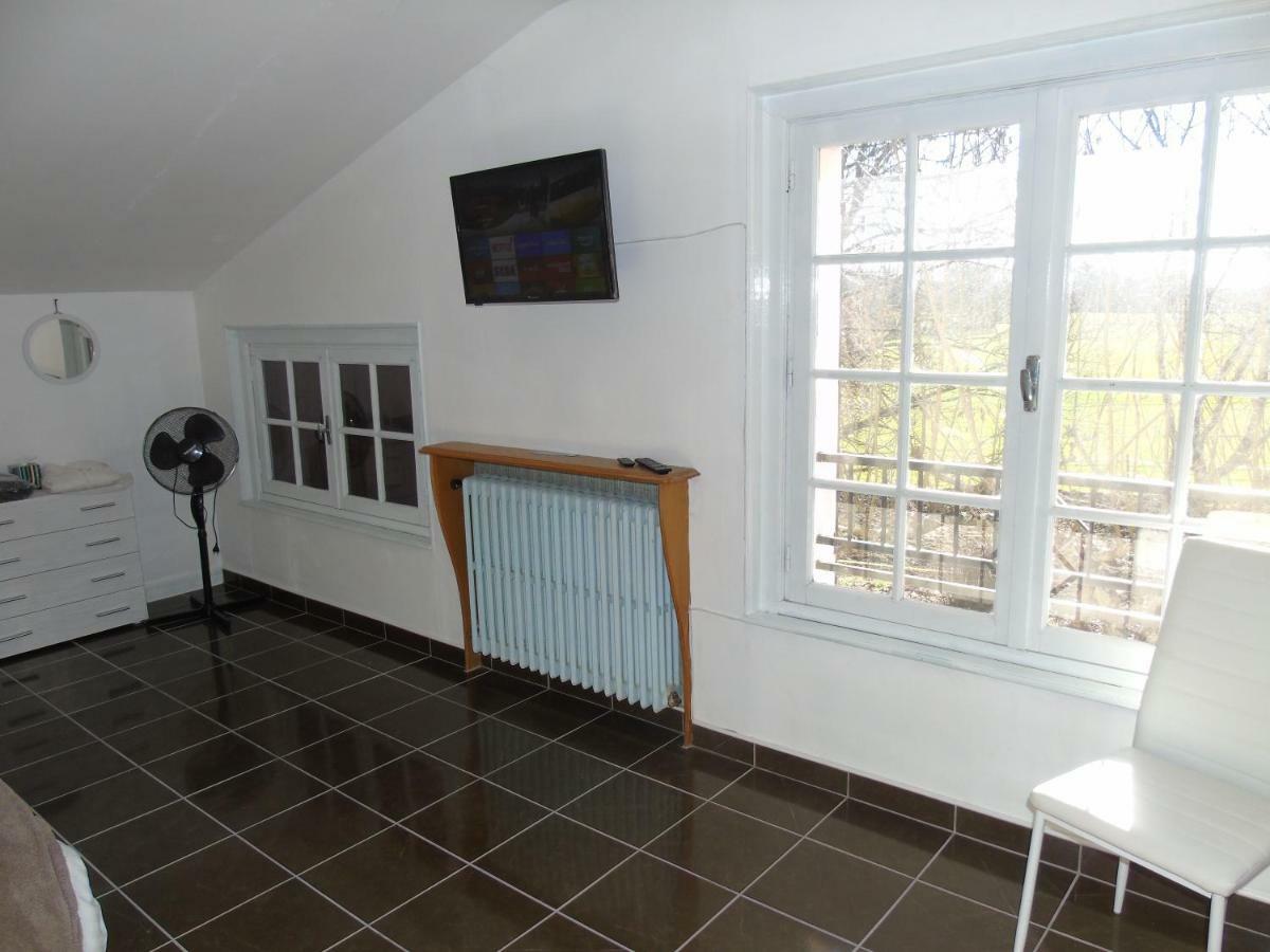 La Croix Blanche Bed & Breakfast Exterior photo
